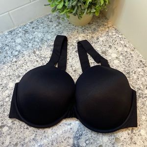Spanx Bra- Llelujah black bra size 36 D. Like new condition